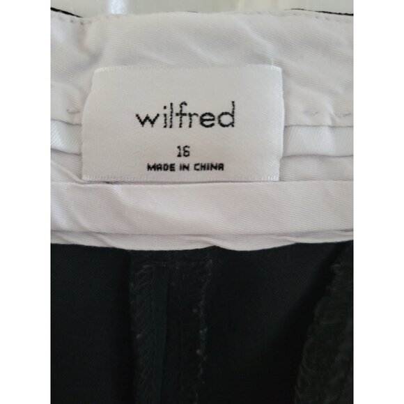 Aritzia Effortless Black Crepe Pants size 16 trousers Pleated wide Quiet luxury - Picture 3 of 12